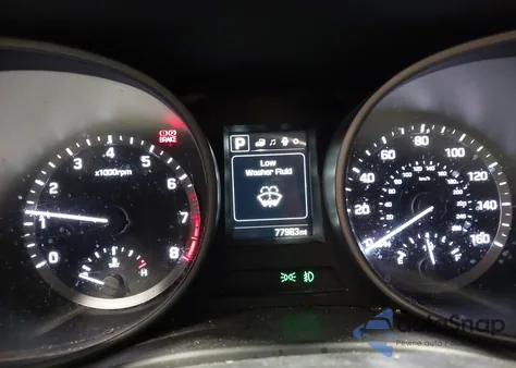 2017 Hyundai Santa Fe Sport 2.4L из США, поврежденный, VIN 5NMZUDLB9HH031081